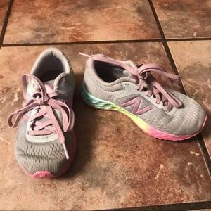 GUC Girls New Balance Size 11M Gray/multicolor